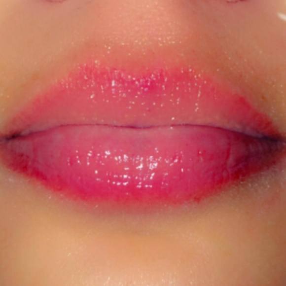 Meet your Posher, Bianca - Picture 1 of 1